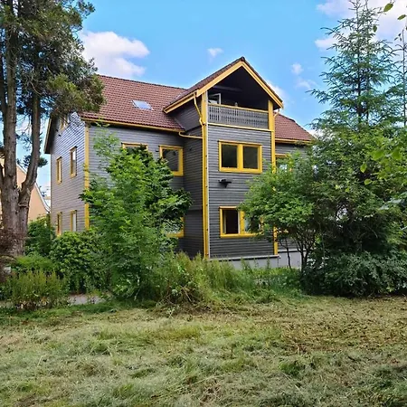 Charming Penthouse Near Center, 2-br, King Bed, Stavanger