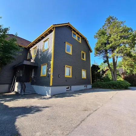 Charming Penthouse Near Center, 2-br, King Bed, * Stavanger
